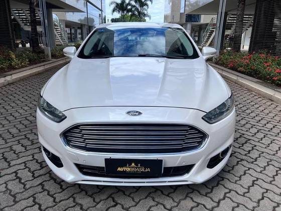FORD FUSION 2.0 TITANIUM AWD 16V GASOLINA 4P AUTOMÁTICO FORD FUSION 2.0 TITANIUM AWD 16V GASOLINA 4P AUTOMÁTICO